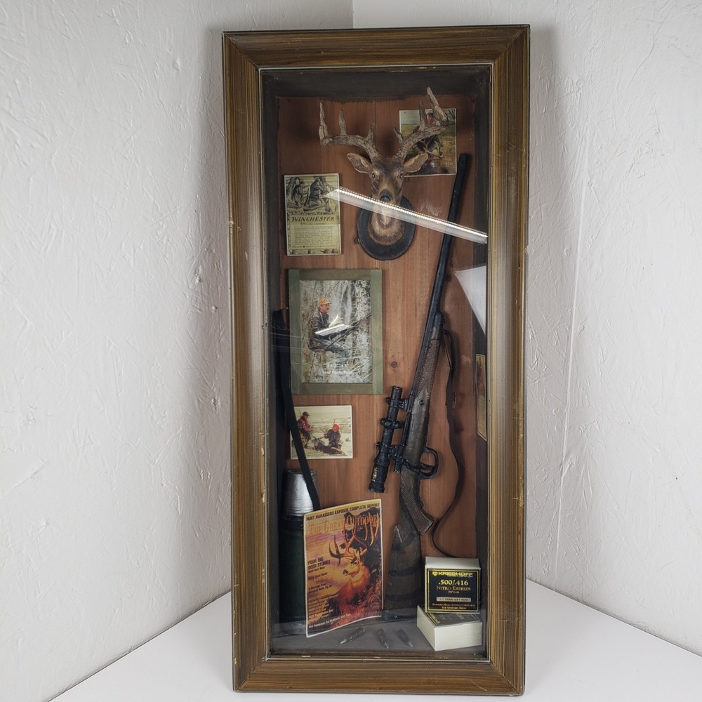 Vintage Hunting Shadow Box Diorama Deer Mount Faux Rifle Lodge Cabin Wall Decor